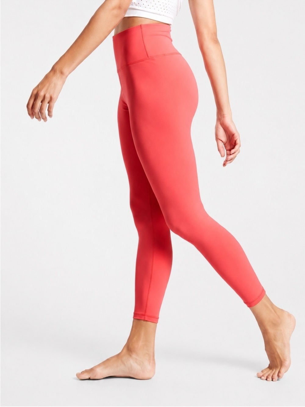 Athleta Transcend 7/8 Tight Leggings in Coral Pink